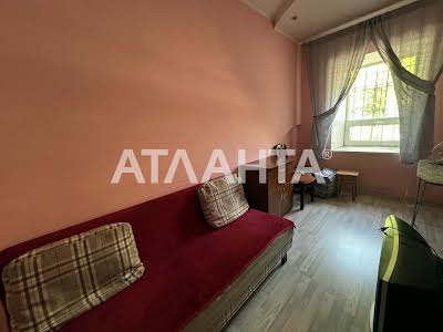 квартира за адресою Утьосова вул., 6