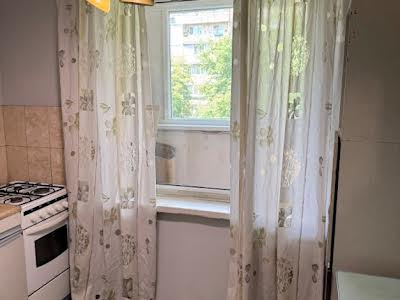 квартира за адресою Анатолія Базилевича провулок, 2/13