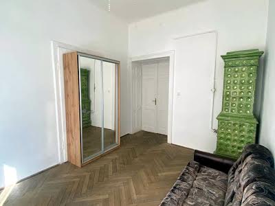 квартира за адресою Сербська вул., 13