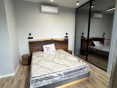 квартира за адресою Богдана Хмельницького вул., 207
