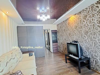 квартира за адресою Дніпро, Полігонна вул. (Погребняка), 18