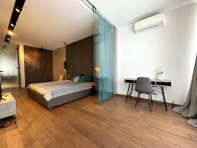 квартира по адресу Кловский спуск (Кловський), 7a