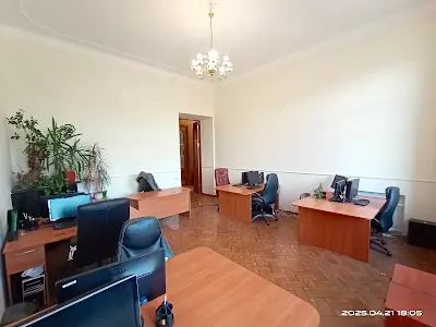 комерційна за адресою Грецька вул., 25
