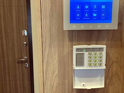квартира за адресою Бориса Гмирі вул., 16а