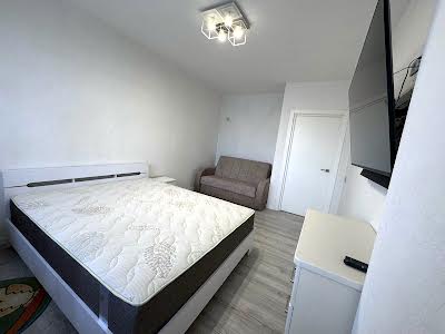 квартира за адресою Боголюбова вул., 33