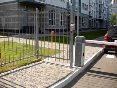 квартира за адресою Патріарха Мстислава Скрипника вул., 48-А