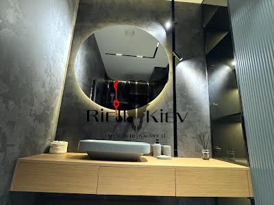 квартира за адресою Трускавецька вул., 8
