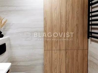 квартира за адресою Причальна вул., 14