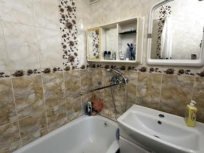 квартира по адресу Декабристов ул., 44
