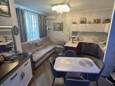 квартира по адресу Берестейский просп. (Победы), 67-Г