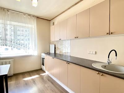 квартира за адресою Миколи Бажана просп., 26