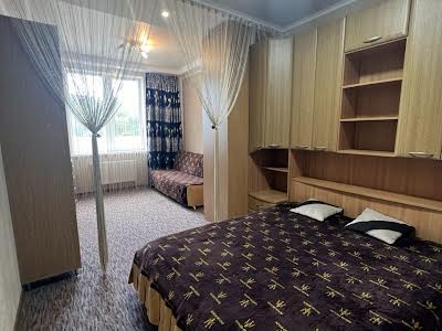 квартира за адресою Михайлівська вул., 8