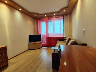 квартира по адресу Тополя-2 ул., 34