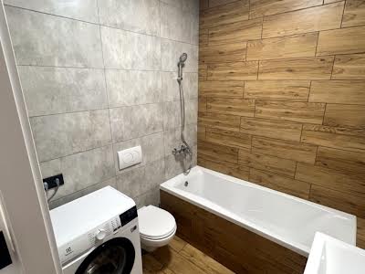 квартира за адресою Рівненська, 25б