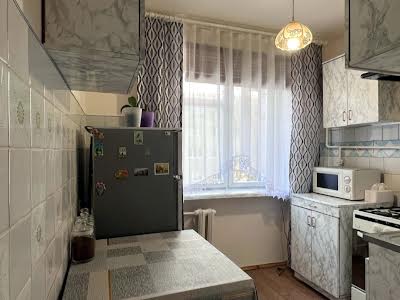 квартира за адресою Роксоляни вул., 25
