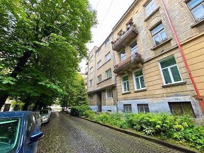 квартира за адресою Юліана Захарієвича вул., 2