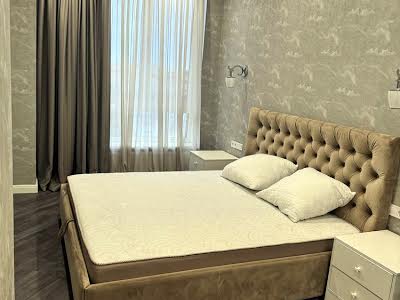 квартира за адресою Отрадна вул., 13