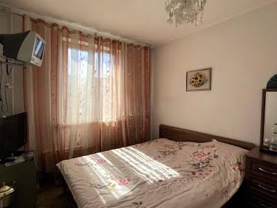 квартира за адресою Метробудівників вул., 27