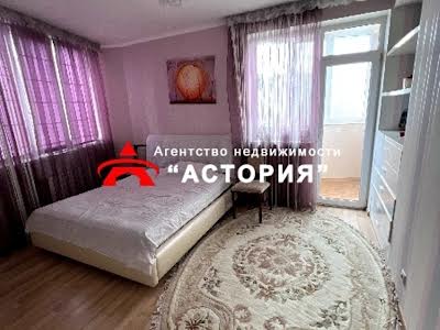 квартира за адресою Рельєфна вул., 8