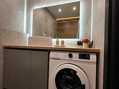 квартира по адресу Володимирська ул., 5