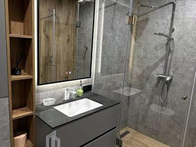 квартира по адресу Олександра Олеся ул., 5А
