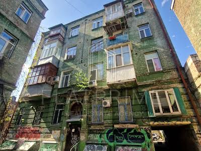 квартира за адресою Рейтарська вул., 7-Б