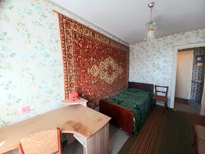 квартира за адресою Десантна вул., 4
