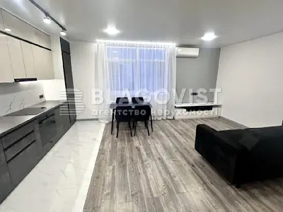 квартира по адресу Олександра Олеся ул., 1