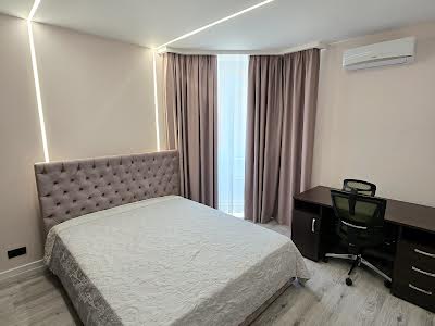 квартира за адресою Боголюбова вул., 44