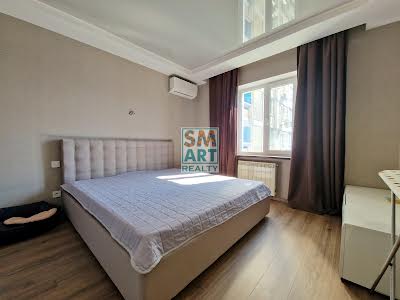 квартира за адресою Ревуцького вул., 44