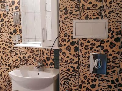 квартира за адресою Наукова вул., 62