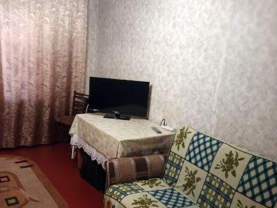 квартира по адресу Ревуцкого ул., 17б