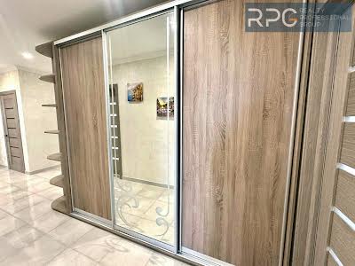 квартира за адресою Голосіївський просп. (40-річчя Жовтня), 95-А