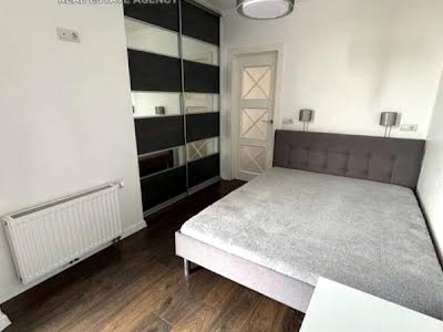 квартира за адресою Драгоманова вул., 2-Б