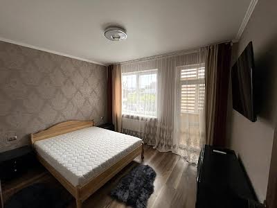 квартира за адресою Інструментальна вул., 45