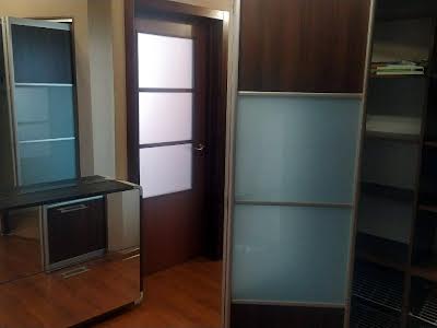 квартира за адресою Анни Ахматової вул., 35