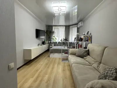 квартира за адресою Миру вул., 46