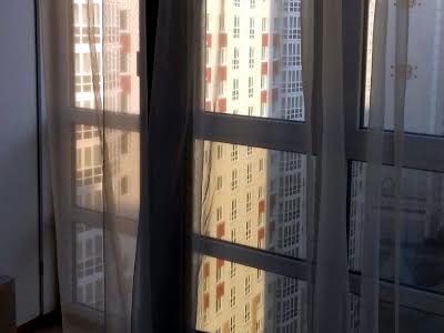 квартира за адресою Бориса Гмирі вул., 10/40