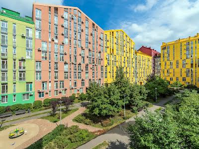 квартира за адресою Регенераторна вул., 4 к2