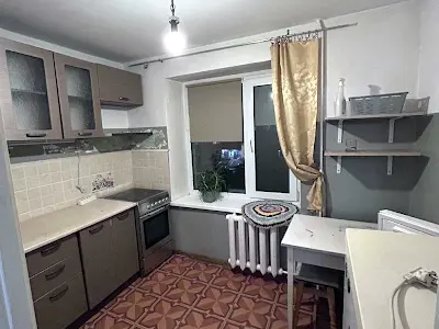квартира за адресою Казарменна вул. (Григорія Андрющенка), 4-Б
