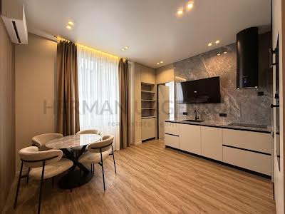 квартира за адресою Руська вул., 32