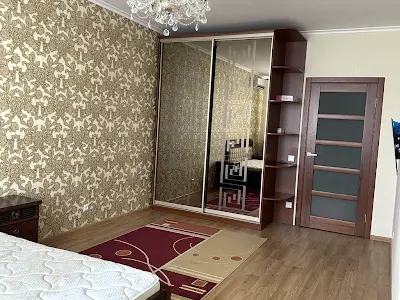 квартира за адресою Воскресенська вул., 14-Е