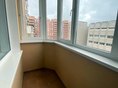 квартира за адресою Дюківська вул., 8