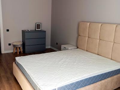 квартира за адресою Василя Симоненка вул., 107