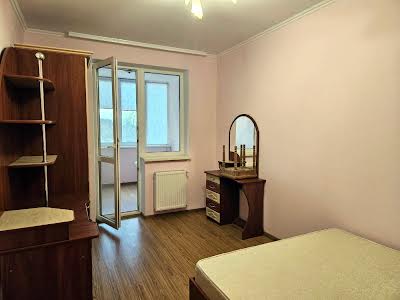 квартира по адресу Петлюри, 63