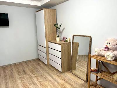 квартира по адресу Жмеринская ул., 4