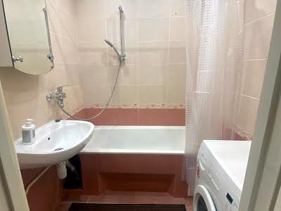 квартира по адресу Урловская ул., 5а