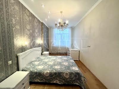 квартира за адресою вул. Жилянська, 118