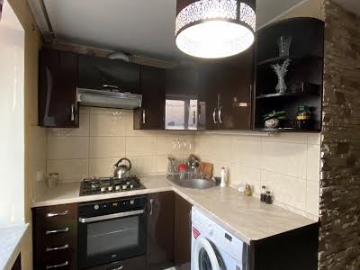 квартира за адресою Володимира Великого вул., 34