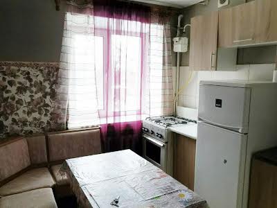 квартира за адресою Героїв УПА вул. (Кирпоноса), 15-Б